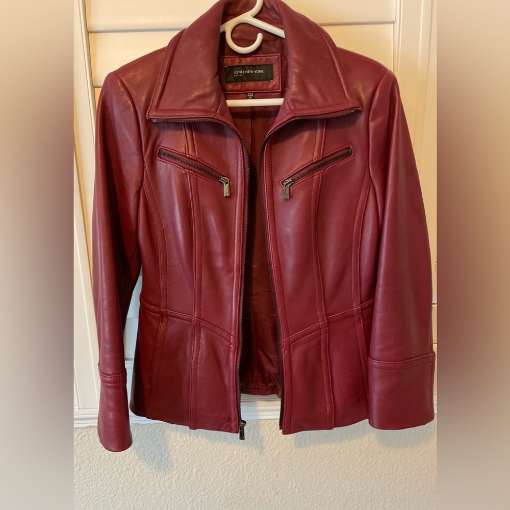 Jones New York Red 4 pockets Leather Jacket size Petite M